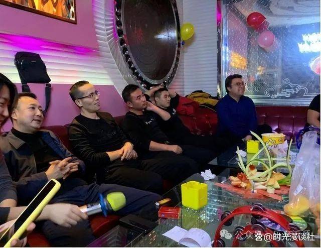 倒闭！倒闭！曾经的年轻人“聚会圣地”，如今为何无人问津了？