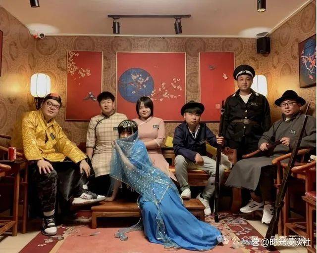 倒闭！倒闭！曾经的年轻人“聚会圣地”，如今为何无人问津了？